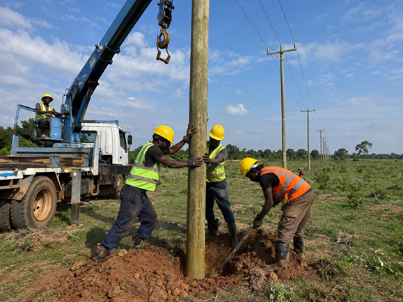 Replacement of a damaged electric pole